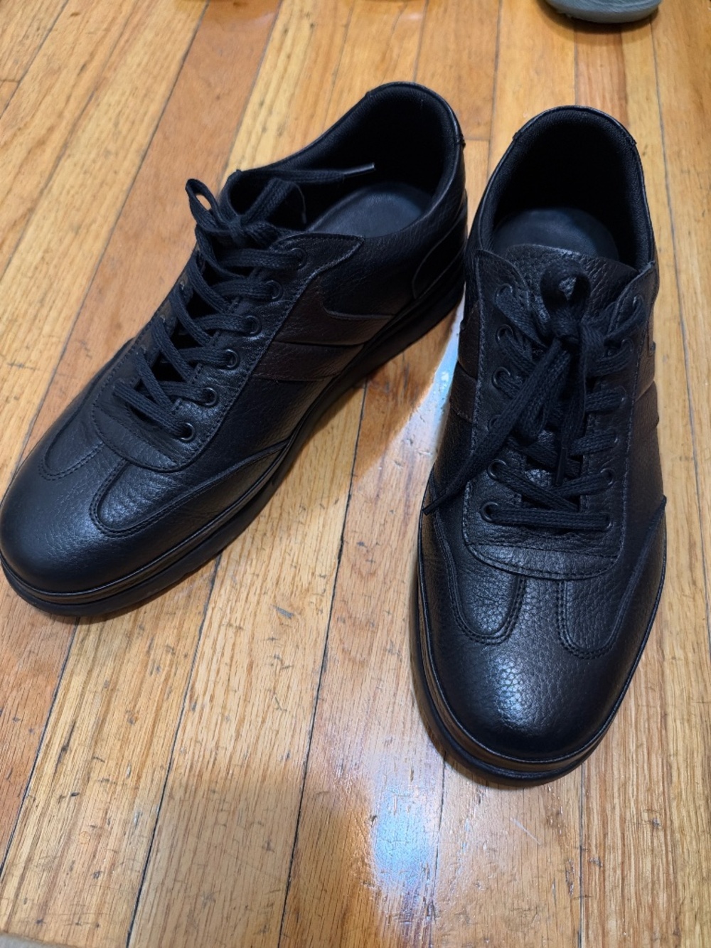 Derimod leather sneakers